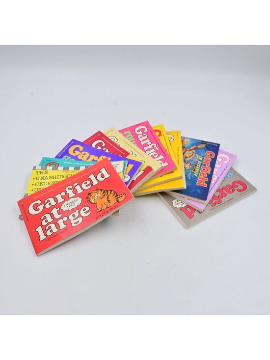 Other - Garfield Comic Strip Book Lot Jim Davis Vintage Lot Of 12